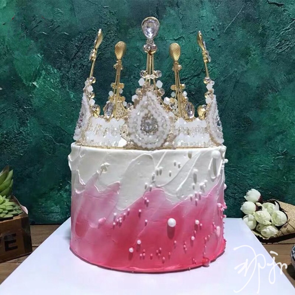皇冠加高蛋糕